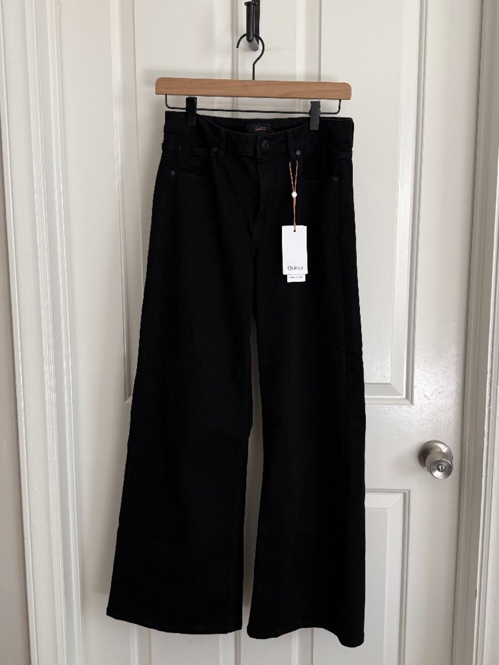 NWT Quince Bella Stretch Wide Leg Jeans in Black, Size 28 Regular